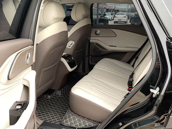 Фото 6 - Exeed RX C-DM Hybrid