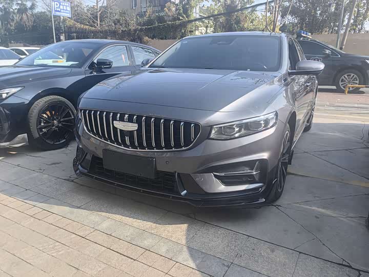 Фото 1 - Geely Preface