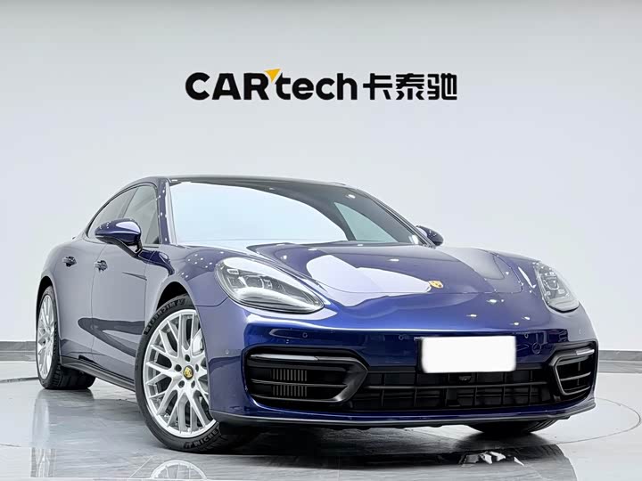 Фото 3 - Porsche Panamera