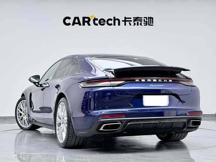 Фото 5 - Porsche Panamera