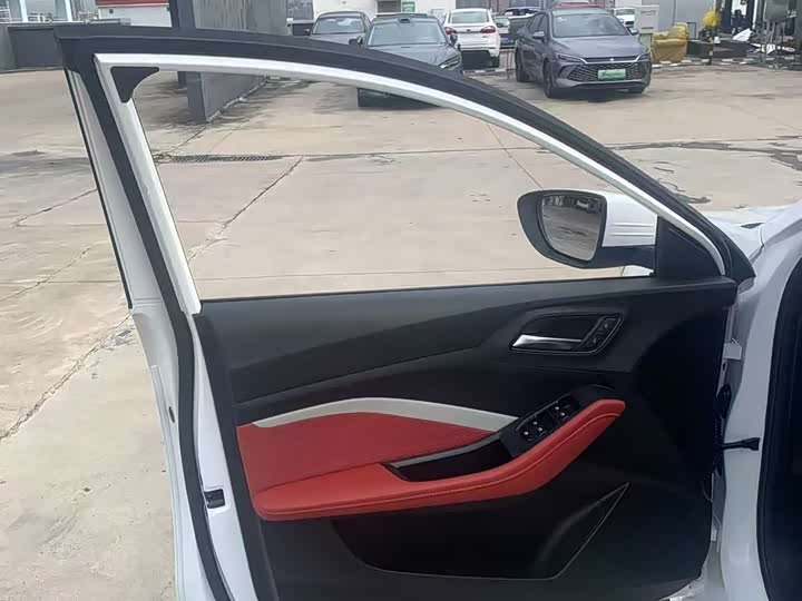 Фото 5 - MG Motor 5