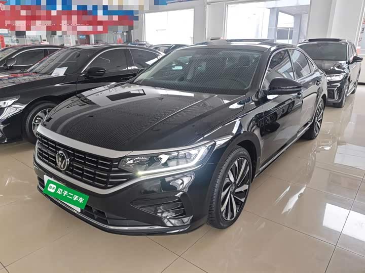 Фото 1 - Volkswagen Passat