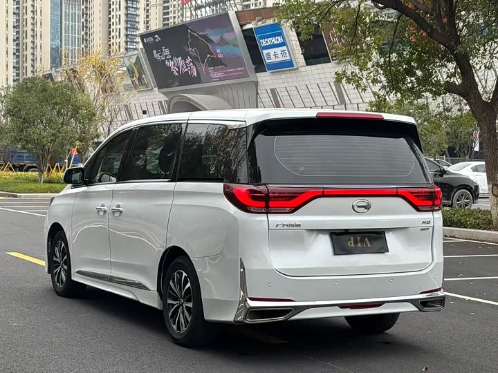 Фото 7 - GAC Trumpchi M8