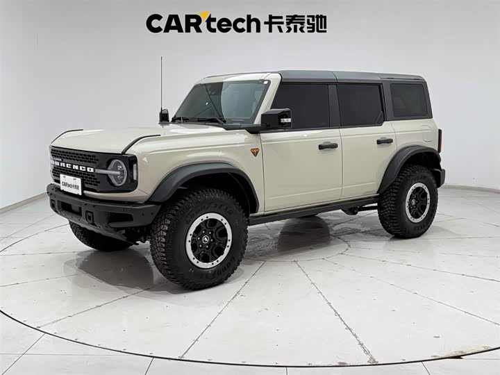 Фото 1 - Ford Bronco