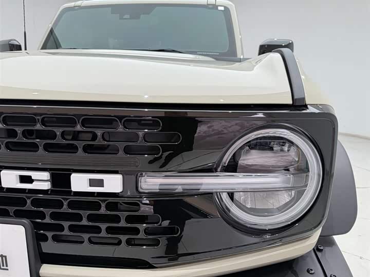 Фото 2 - Ford Bronco