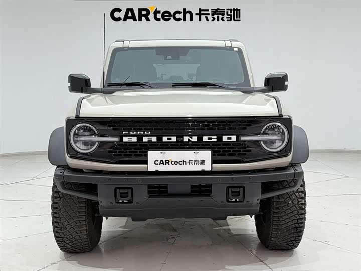 Фото 3 - Ford Bronco