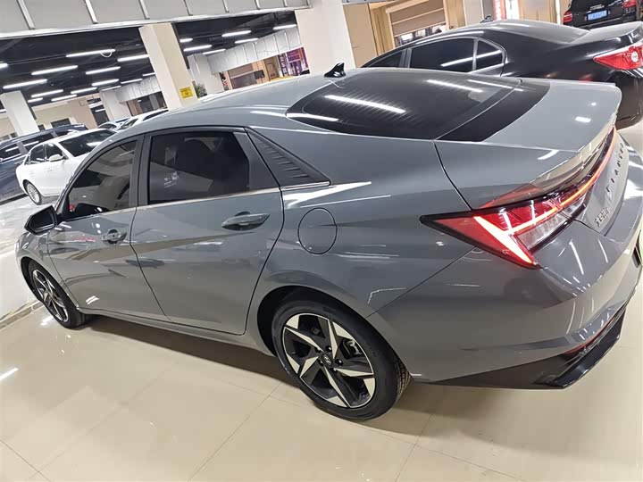 Фото 5 - Hyundai Elantra N line