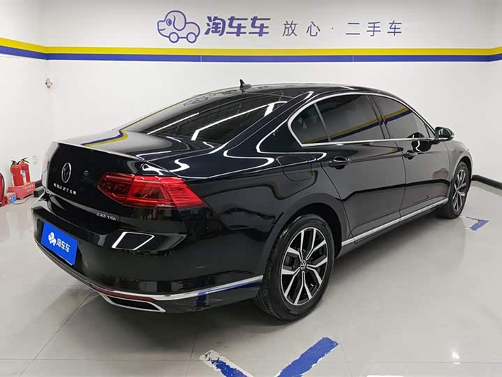 Фото 3 - Volkswagen Magotan