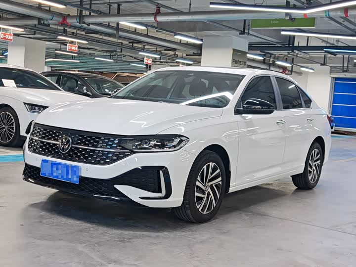 Фото 1 - Volkswagen Lavida