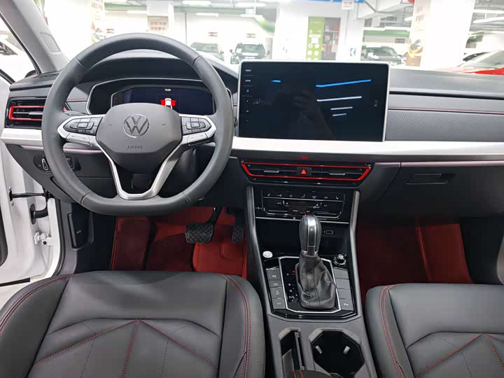 Фото 4 - Volkswagen Lavida