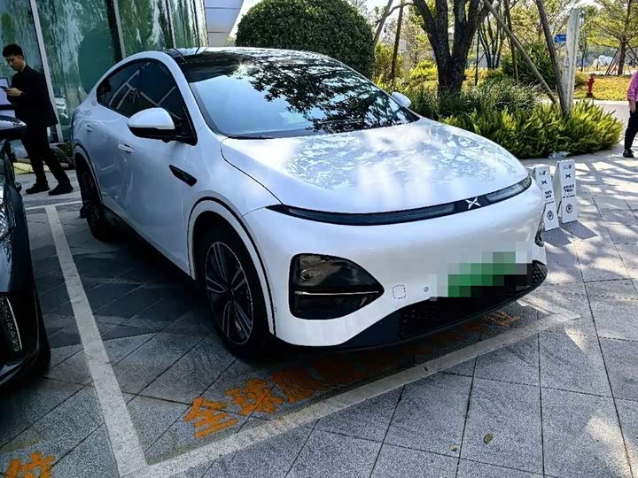 Фото 2 - XPeng G6