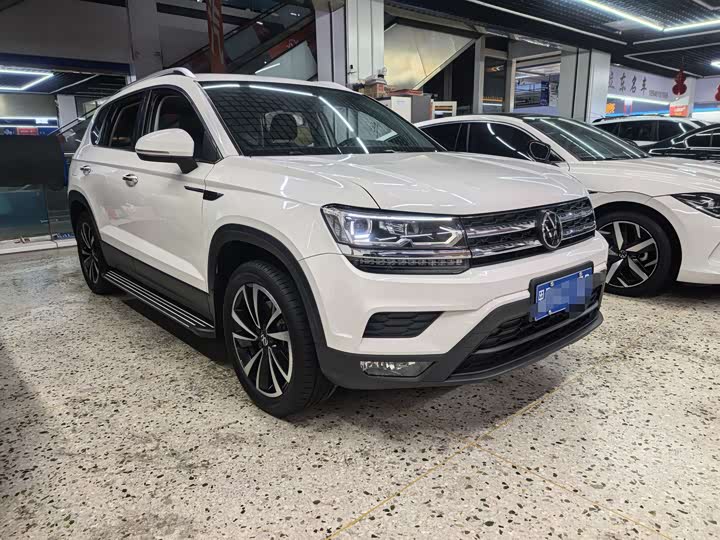 Фото 3 - Volkswagen Tharu