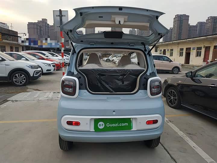 Фото 9 - Bestune Pony