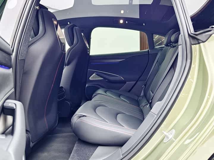 Фото 8 - Xiaomi SU7