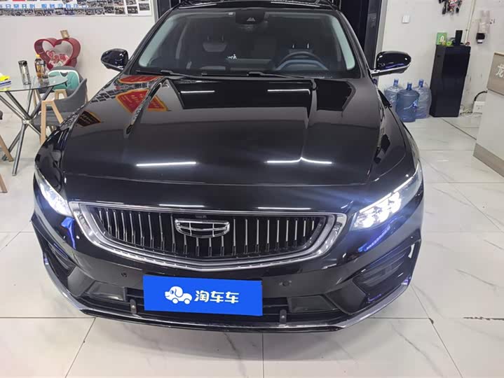 Фото 1 - Geely Preface