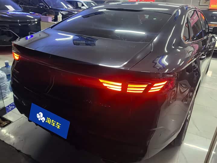 Фото 3 - Geely Preface