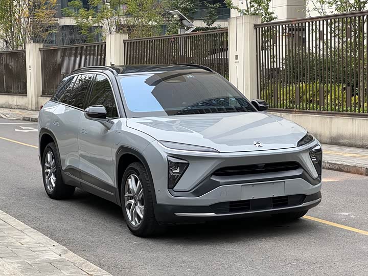 Фото 3 - Nio ES6