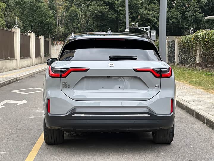 Фото 6 - Nio ES6