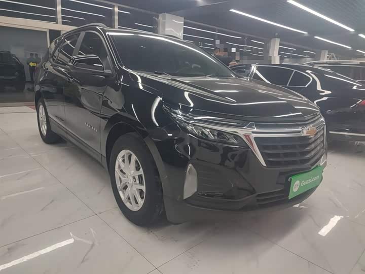 Фото 4 - Chevrolet Equinox