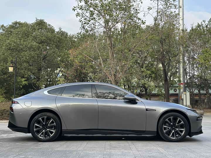 Фото 4 - XPeng P7