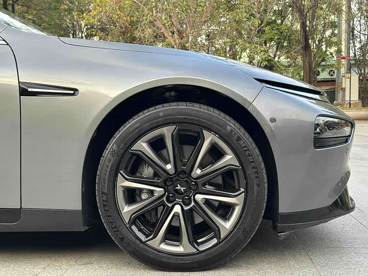 Фото 5 - XPeng P7