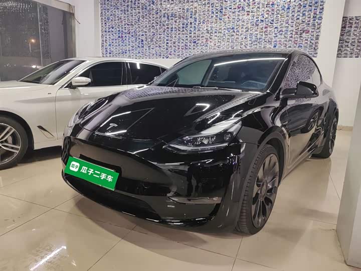 Фото 1 - Tesla Model Y
