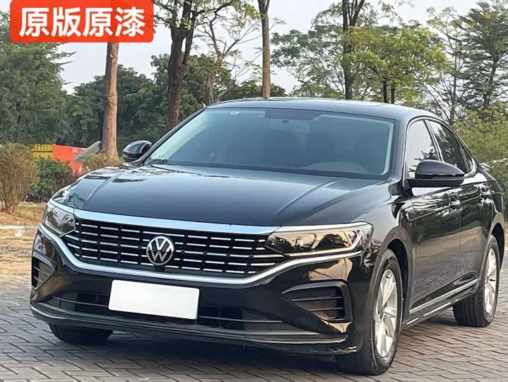 Фото 1 - Volkswagen Passat