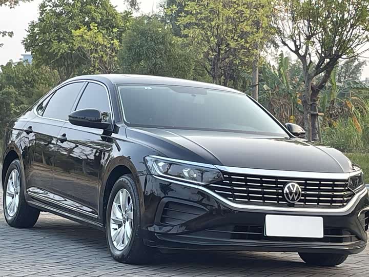 Фото 4 - Volkswagen Passat