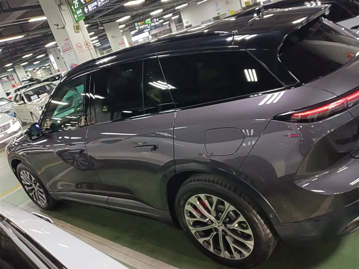 Фото 5 - Nio ES6