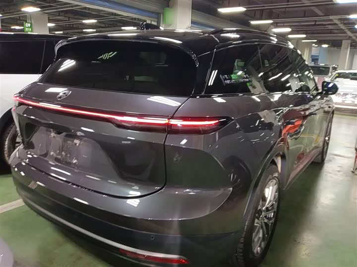 Фото 7 - Nio ES6