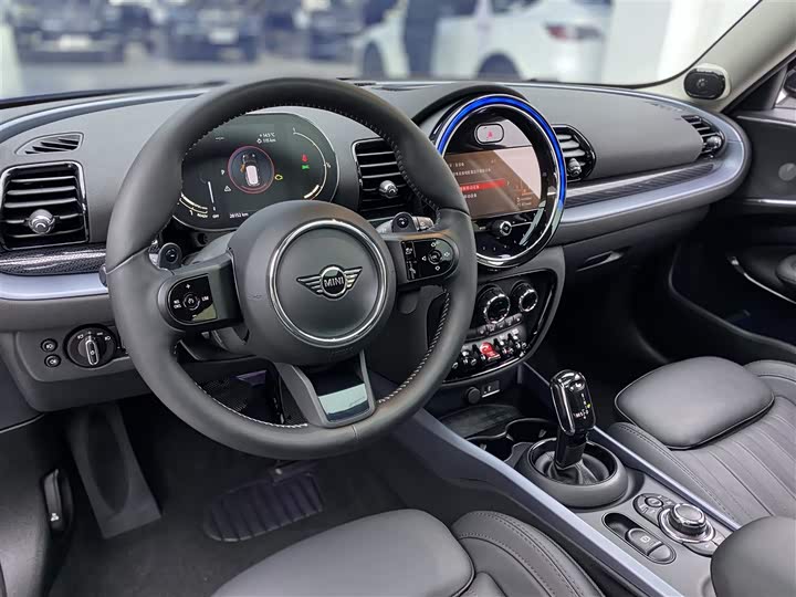 Фото 7 - Mini Clubman