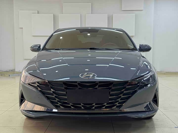 Фото 2 - Hyundai Elantra N line