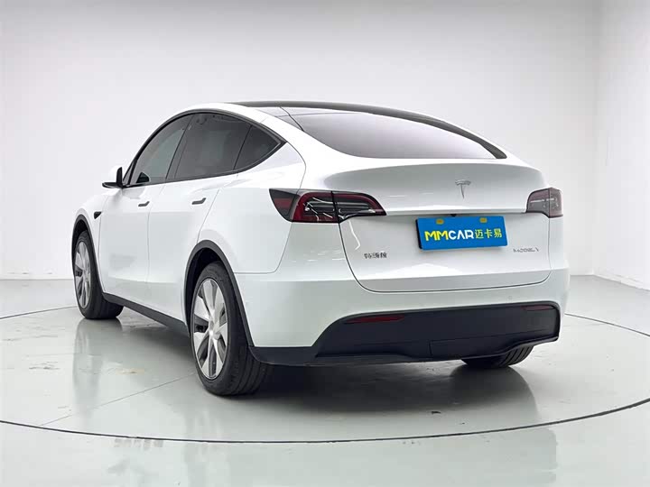 Фото 5 - Tesla Model Y