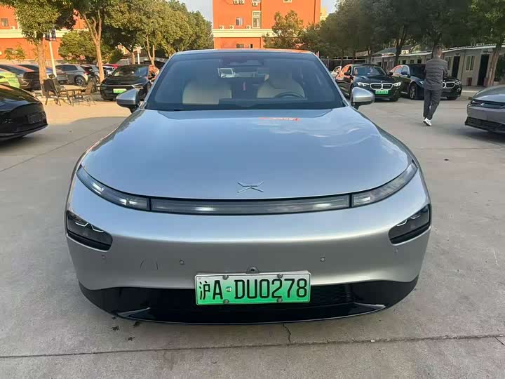 Фото 1 - XPeng P7