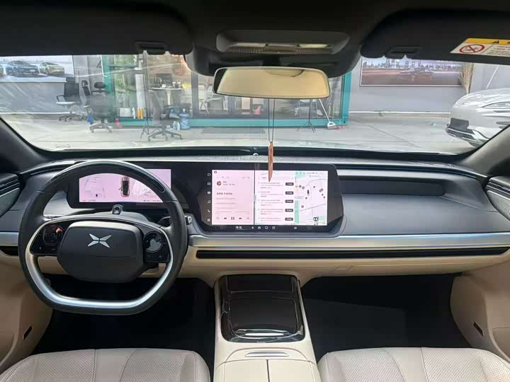 Фото 6 - XPeng P7