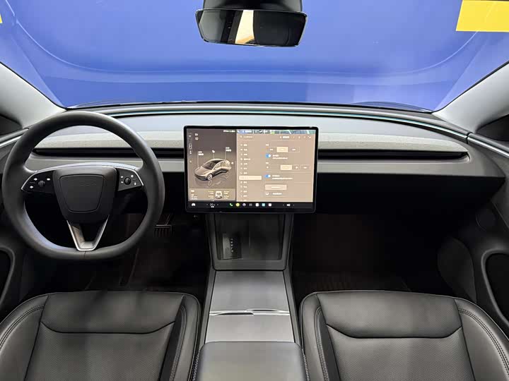 Фото 9 - Tesla Model 3