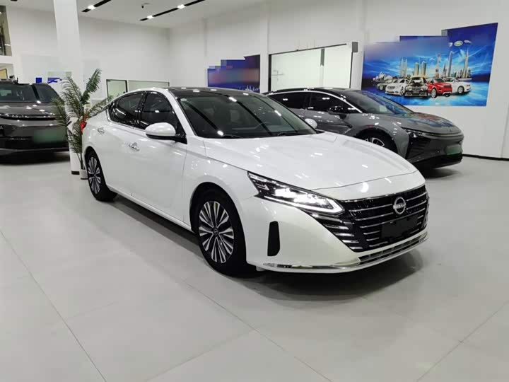 Фото 4 - Nissan Teana