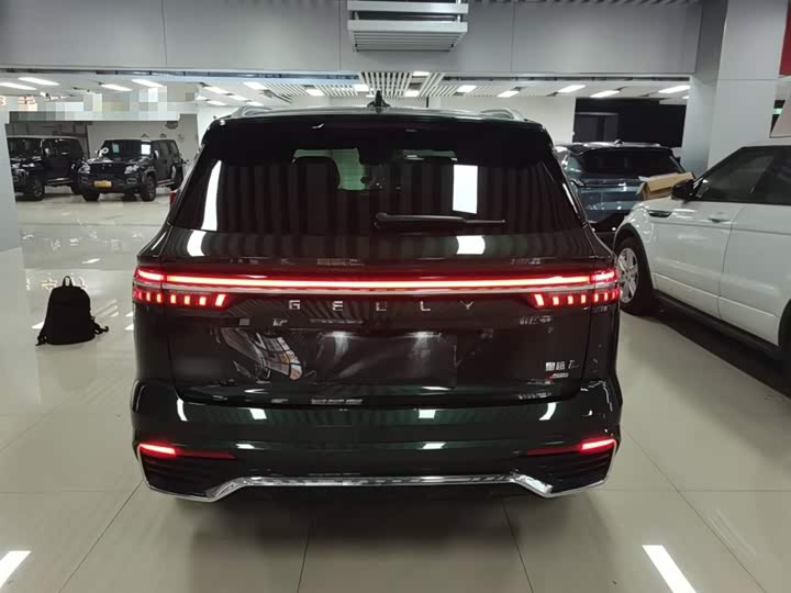 Фото 6 - Geely Monjaro