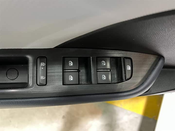 Фото 9 - Chevrolet Monza