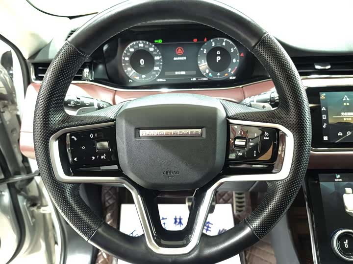 Фото 8 - Land Rover Range Rover Evoque L