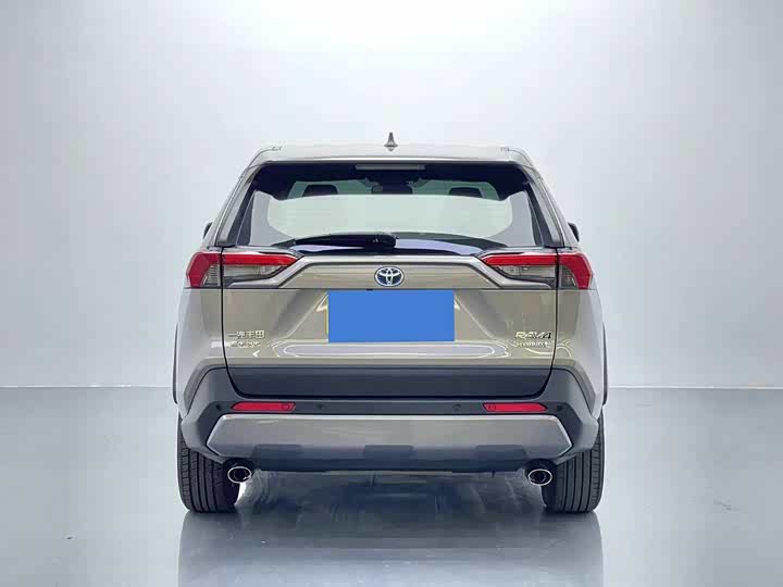 Фото 5 - Toyota RAV4