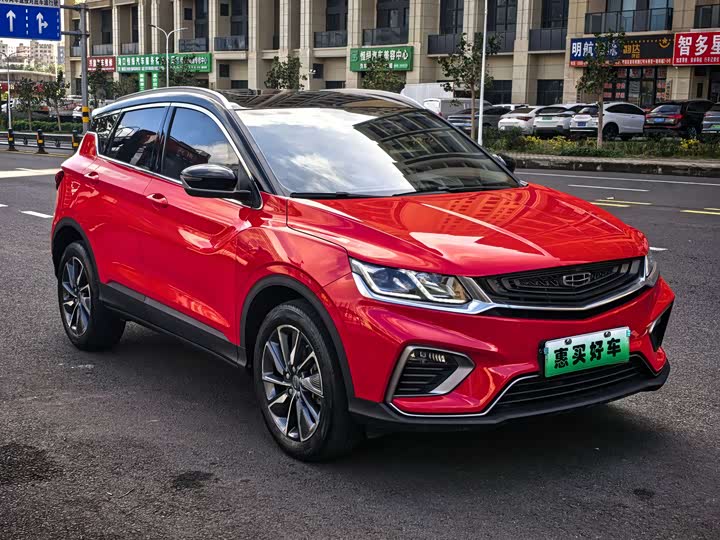 Фото 3 - Geely Coolray Hybrid