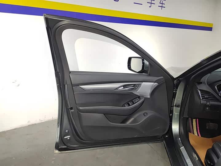 Фото 7 - Cadillac CT5