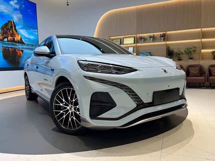 Фото 7 - Denza N7