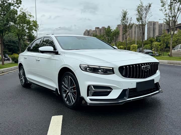 Фото 3 - Geely Preface