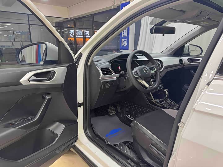 Фото 7 - Volkswagen Tacqua