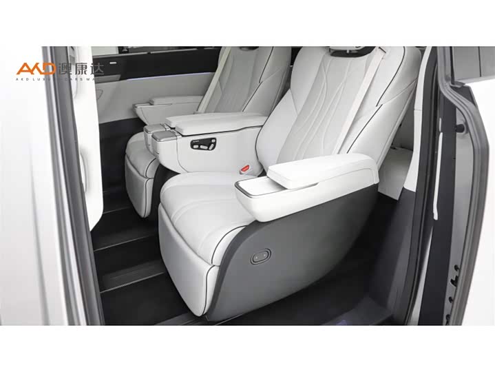 Фото 7 - XPeng X9