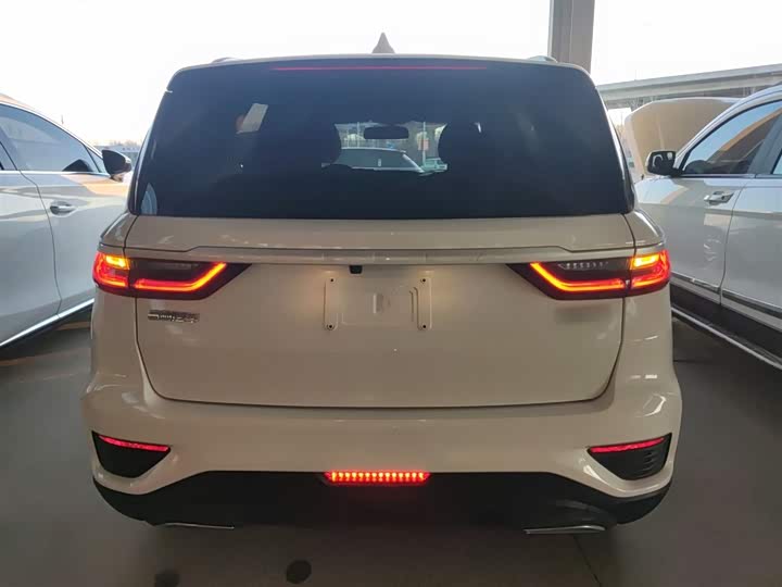 Фото 6 - Geely Vision X6