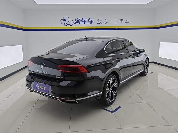 Фото 3 - Volkswagen Magotan