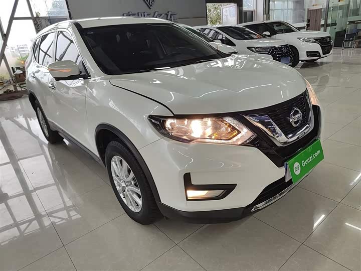 Фото 4 - Nissan X-Trail